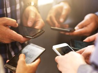 cómo pasar fotos de un móvil a otro