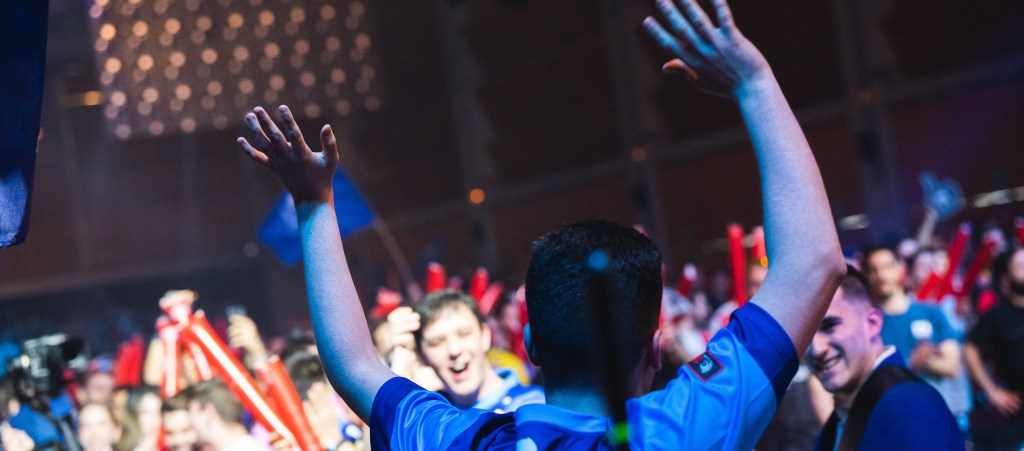 Movistar Riders ganadores de la Superliga de lol de gaming